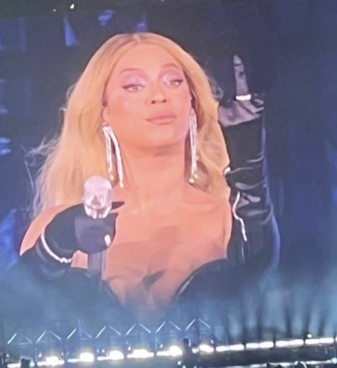 SyrianDudeLV's tweet photo. Y'all keep hating on Beyoncé and she's gonna turn around and make Act III an entire Spanish album at this rate https://t.co/qOE7Z6RR4b