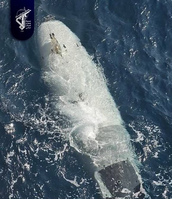PressTV's tweet photo. 🔴 IRGC Navy says captures terrorist US navy’s most advanced unmanned submarine near Strait of Hormuz

Follow: https://t.co/boCY50qfi9 https://t.co/innJI5zxBA