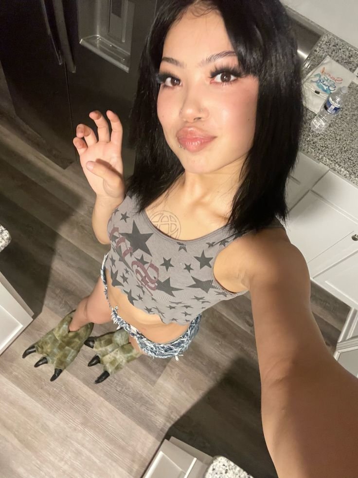 zazabuttt's tweet photo. dailyyy molllyyy ! https://t.co/b2DZZ0XmA1