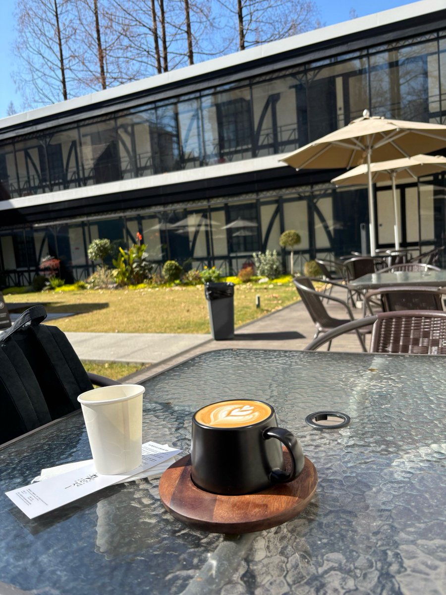 OnurYilmaz9qgr's tweet photo. Just left a hidden coastal café in Portugal, sipping freshly brewed coffee while watching waves crash against the cliffs—this spontaneous detour made the whole trip worth it! https://t.co/aXNxn7kGRk