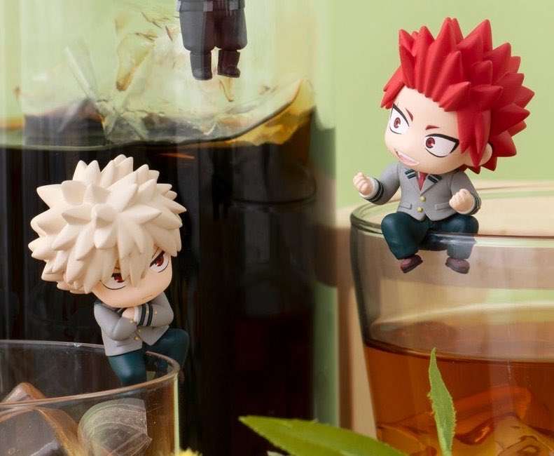 eijroux's tweet photo. i just burst into tears????? what the fuck THEYRE SO CUTE AND TINY https://t.co/NvTqiVAeum