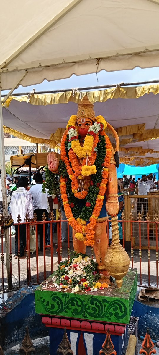 avinashmvs6's tweet photo. ఈ రోజు శ్రీ నెట్టికంటి ఆంజనేయ స్వామి వారిని దర్శనం చేసుకోవడం జరిగింది.

#Guntakal #Kasapuram #Tadipatri #Anantapur #MyTDP https://t.co/NvhnG1lFYg