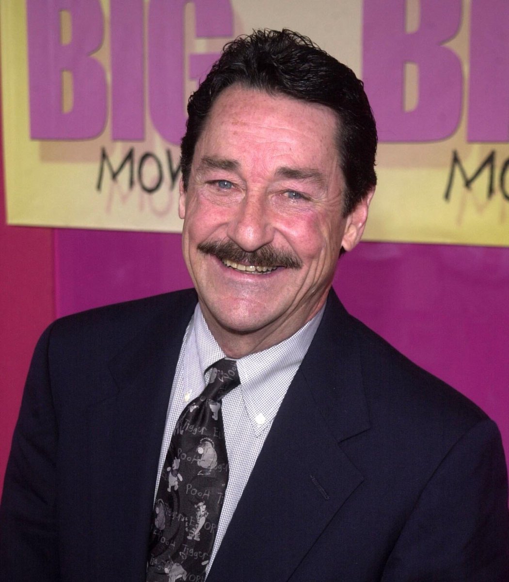 pubity's tweet photo. Fans have noted Peter Cullen's death date on August 26, 2026 matches with the timestamp of Optimus Prime's final flicker of life in the 1986 Transformers film.

He voiced Optimus Prime for over 40 years. https://t.co/xwCFXINExk
