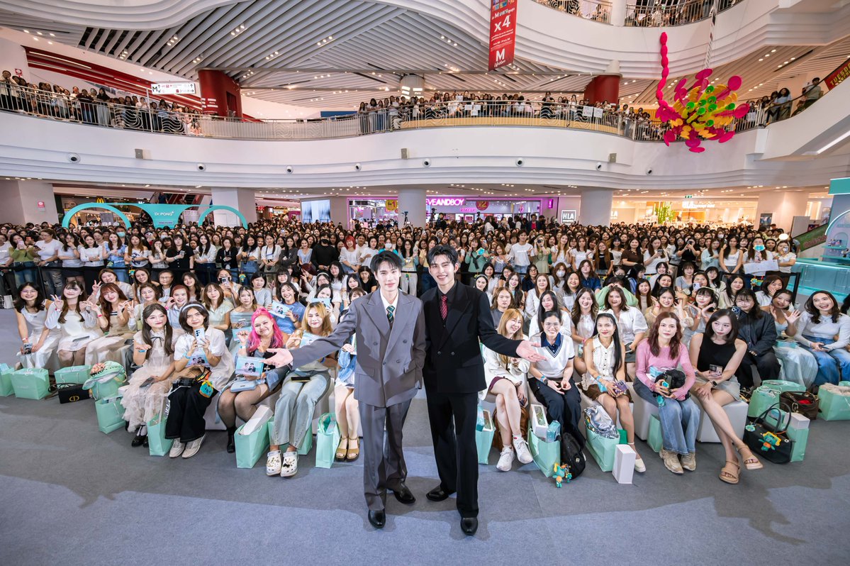drpongofficial's tweet photo. ✨ จบไปแล้วกับงาน เสิร์ฟให้ถึง ใส่เต็มแม็กซ์ บูสต์เต็มโดส กับ ปอนด์-ภูวินทร์ 💚

ภาพบรรยากาศความประทับใจจากงาน Dr.PONG x POND PHUWIN ที่เต็มไปด้วยความสนุก พลังเต็มแม็กซ์และโมเมนต์สุดพิเศษจาก “ปอนด์–ภูวินทร์” 🐻🐼

ขอบคุณแฟนคลับทุกคนที่มาร่วมสร้างความทรงจำดี ๆ ไปด้วยกัน และขอบคุณสำหรับทุกการสนับสนุนที่มีให้กับ ปอนด์-ภูวินทร์ และ Dr.PONG เสมอมา 💚

เพราะทุกพลังของแฟนคลับทุกคนที่ส่งมา…ทาง Dr.PONG และ ปอนด์-ภูวินทร์ ได้รับเต็มแม็กซ์จริง ๆ 🫶🏻

#DrPONGxPONDPHUWIN #ปอนด์ภูวินทร์ #DrPONGMaxDoseSeries #ใส่เต็มแม็กซ์บูสต์เต็มโดส