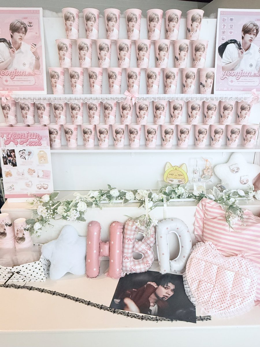 titi___cafe's tweet photo. 明日から #TXT #ヨンジュン くん
センイルイベント✨

あいにくのお天気ですが
ご来店予定の皆さまはお気をつけてお越しください☔️

※一部特典/ラキドロに遅延がございます
ご予約済みの方→到着次第、後日配送
ご予約なしの方→後日店頭にてお受け取り

ご迷惑をおかけしますが、ご了承ください🙇‍♀️ https://t.co/FTtPTOnh91