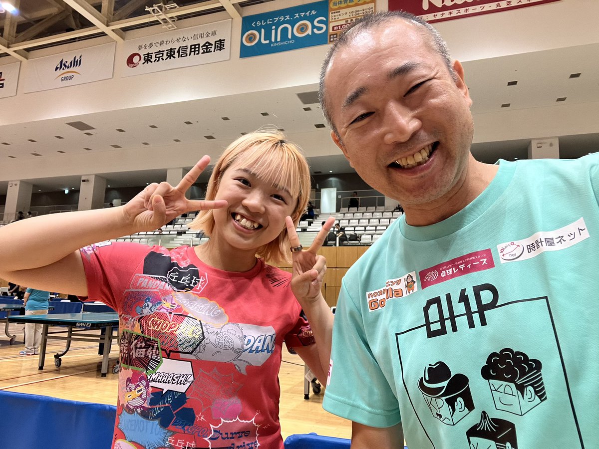 OKP_takkyu_Gifu's tweet photo. 全日本パラ卓球選手権大会にて、マナフィーコーチと初対面！少しお話しするだけでも元気になるしパワーいただきました！セルフィーし合って意気投合wマナフィーコーチの講習+OKPによる小波津式整体のコラボあるかも‼︎ https://t.co/cOXWQ6boaX