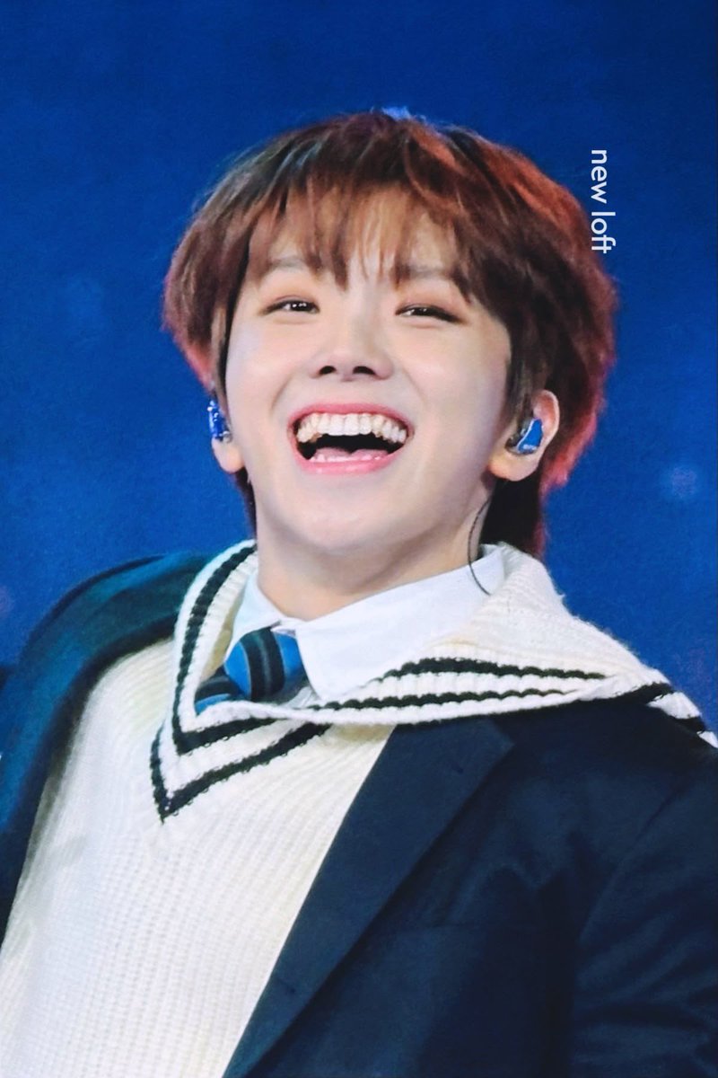 wouhack's tweet photo. 운학이 송곳니 너무 귀여움 https://t.co/T9LYmSWIUW