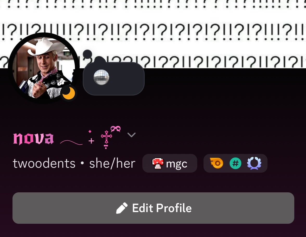 CASAH0USE's tweet photo. |  btw  if  anyone  wants  my  discord  here  u  go!!  i  write  there  too  😁 https://t.co/aF6BbJ0xff