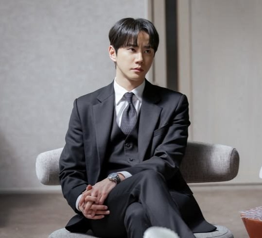 amethyst2895's tweet photo. 정요야. 느이 동생왔네. 인사해야지 인사.
성제 안녀엉- 해. 안녕~

응..? 으응.. 성제 안녕..

오늘도 보스 품에 안긴채 약에 취해서는 좋다고 자기보고 헤헤 웃으면서 인사하는 모지리형 덤덤한 표정으로 바라보는 천강 금성제. https://t.co/0u9eiDTCpj