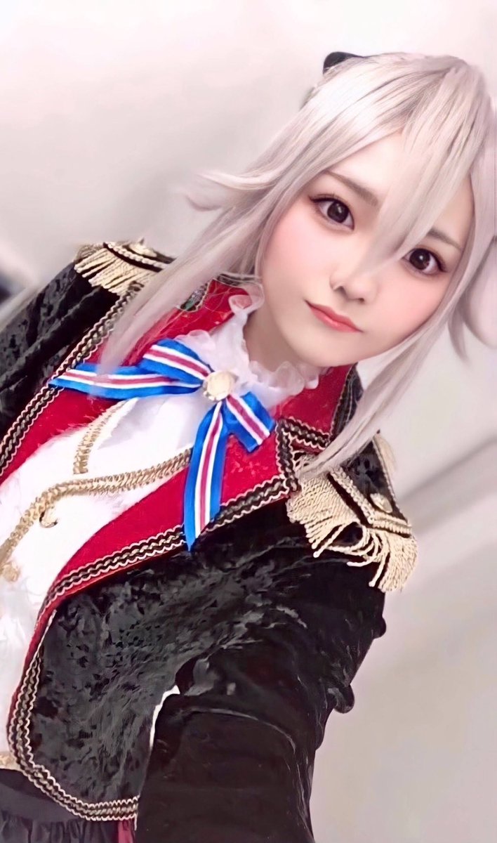 otopa312's tweet photo. 舞台版に引き続き、 

ランスロット役で出演させていただいた
ライブコンサート「新サクラ大戦 the Stage ～桜歌之宴〈二幕〉～」が無料配信されてます✨️🌸

思い入れ深い楽曲を沢山カバーさせて頂きました

新衣装が本当にお気に入り🇬🇧

18歳小松、ぜひご覧下さい！

#舞台新サクラ大戦 https://t.co/8A8PihE05O