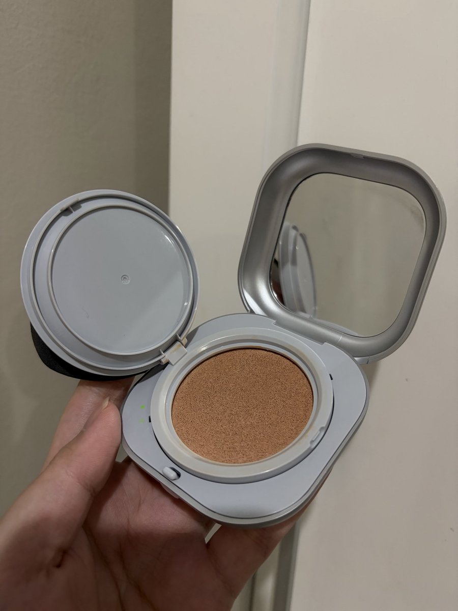 neshaspencers's tweet photo. wts/want to sell laneige neo cushion the matte shade 25C

• 195k (split pay 🍊)
• baru beberapa kali dipakai (beli di store soc*olla 400k-an)
• no box
• exp 10/2028 https://t.co/u1TCUaiRQZ