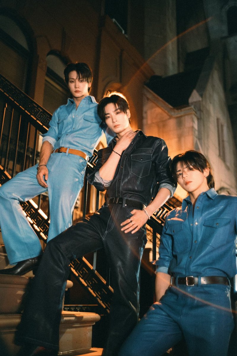 allkpop's tweet photo. #BigOcean launch a collection with designer Andy Yu at New York Fashion Week https://t.co/BWcET5vynS