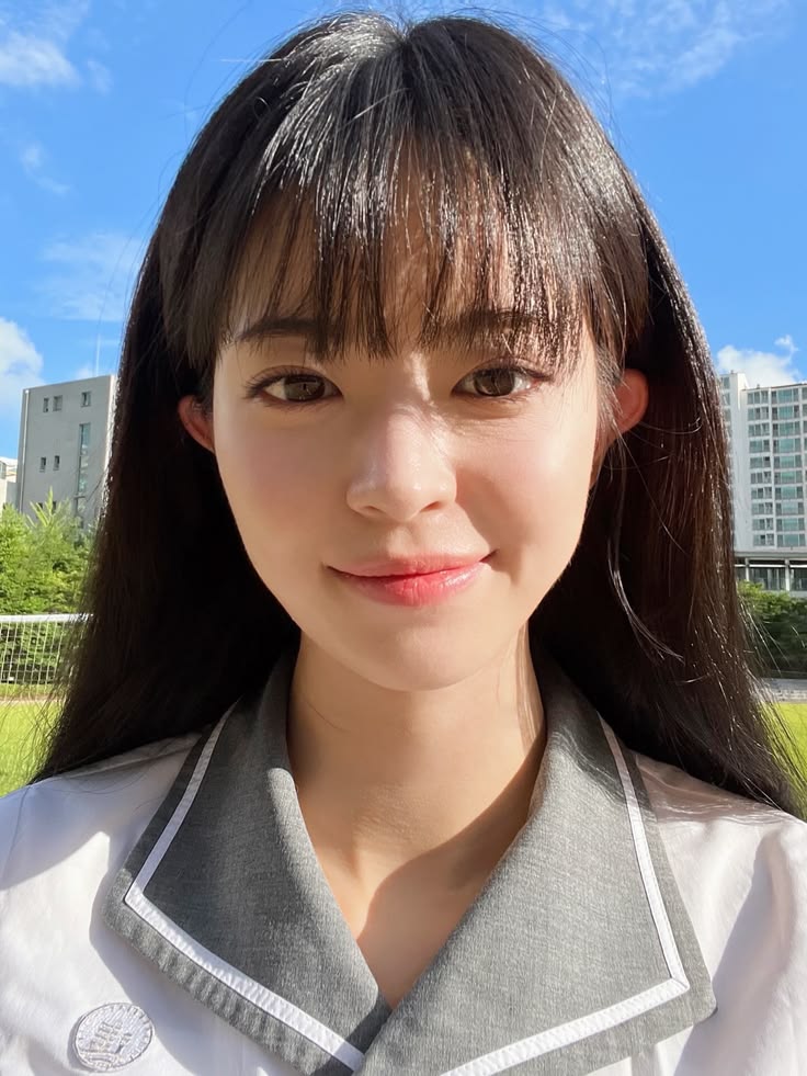 S0y0ungee's tweet photo. 진명여고때 친했던 선배...한테 물어보니깐 전소영 인기 장난아니었다는데....진짜 전소영 유학다녀오고 학교에서 송혜교 닮은꼴로 인기 장난아니었다는거...진짜 미친거지...학생때 전소영 인스타 개궁금함....ㅠㅠㅠㅠ https://t.co/TUm4Ljad93