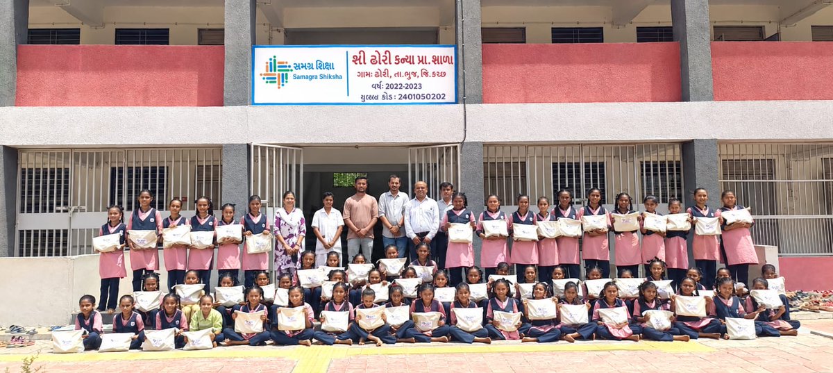 Sewa_Intl's tweet photo. Breaking stigma. Building confidence through SHE.

Every girl deserves the knowledge, support, and confidence to manage her health without fear or shame.

At Dhori Kanya Primary School, Gujarat, Sewa International's SHE – Sanitation, Hygiene & Empowerment Project brought together healthcare professionals to conduct a Menstrual Hygiene Management training session, followed by the distribution of SHE Flow Kits.

To keep this journey going, a WASH Club was also formed, helping students build healthy hygiene habits and become champions of change in their school.

Because when one girl learns with confidence, an entire community grows stronger.

#SewaInternational #SHEProject #EkNayiPehchaan #MenstrualHealth #WASHEducation #GirlEmpowerment #Gujarat