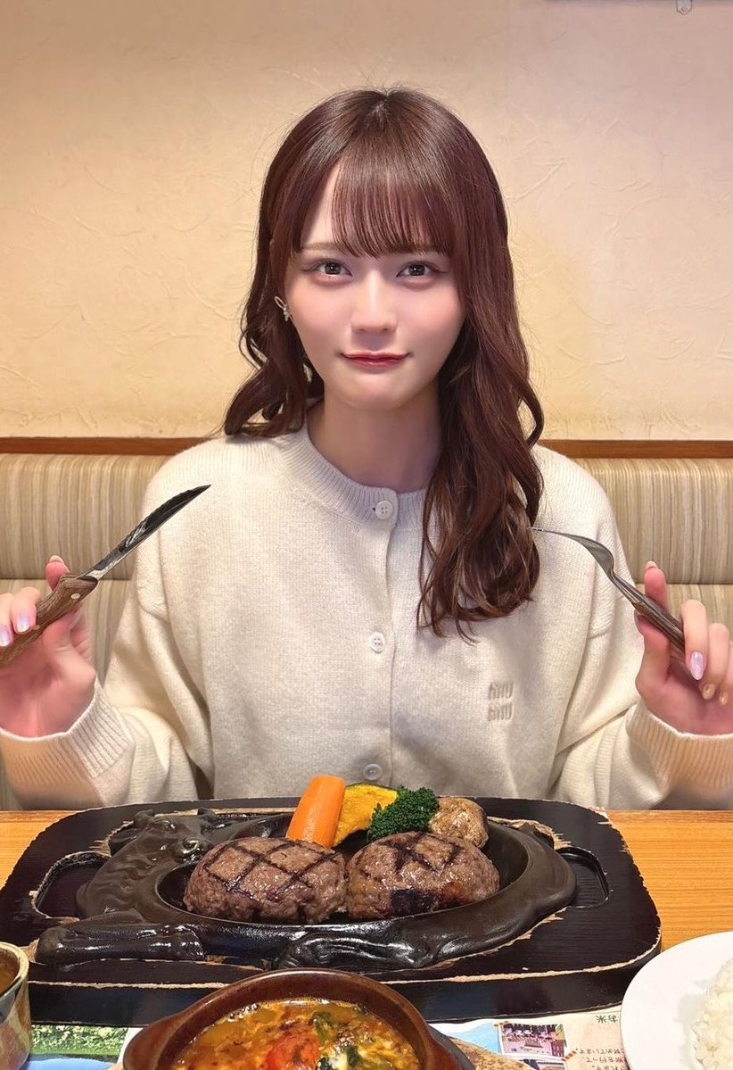 9gm6ws's tweet photo. 私ハンバーグだぁ〜いすきっ💕

 #なりきり #イメプ https://t.co/81ynuabHz1