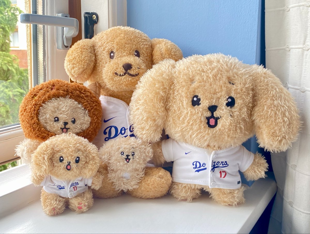 noranseok's tweet photo. see you soon, kyeomie! 🐶💛 https://t.co/jkBAxkDs2v