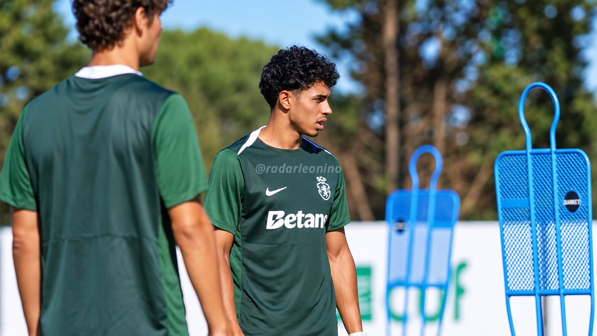 radarleonino's tweet photo. João Simões integrado no treino do Sporting. https://t.co/mlRAwxSFwv