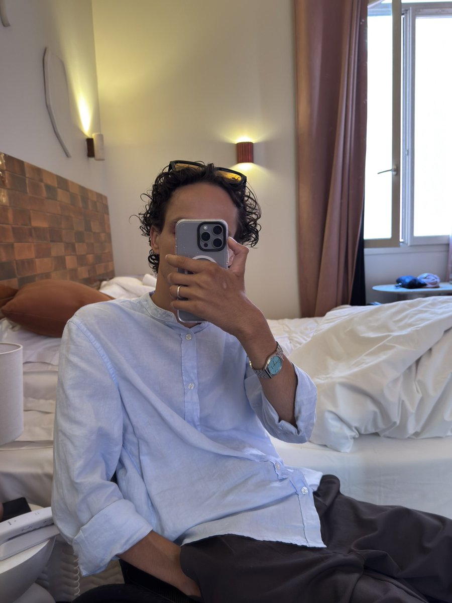 Pastouchablee's tweet photo. Petit outfit 👕 https://t.co/EmMPdeEJOz