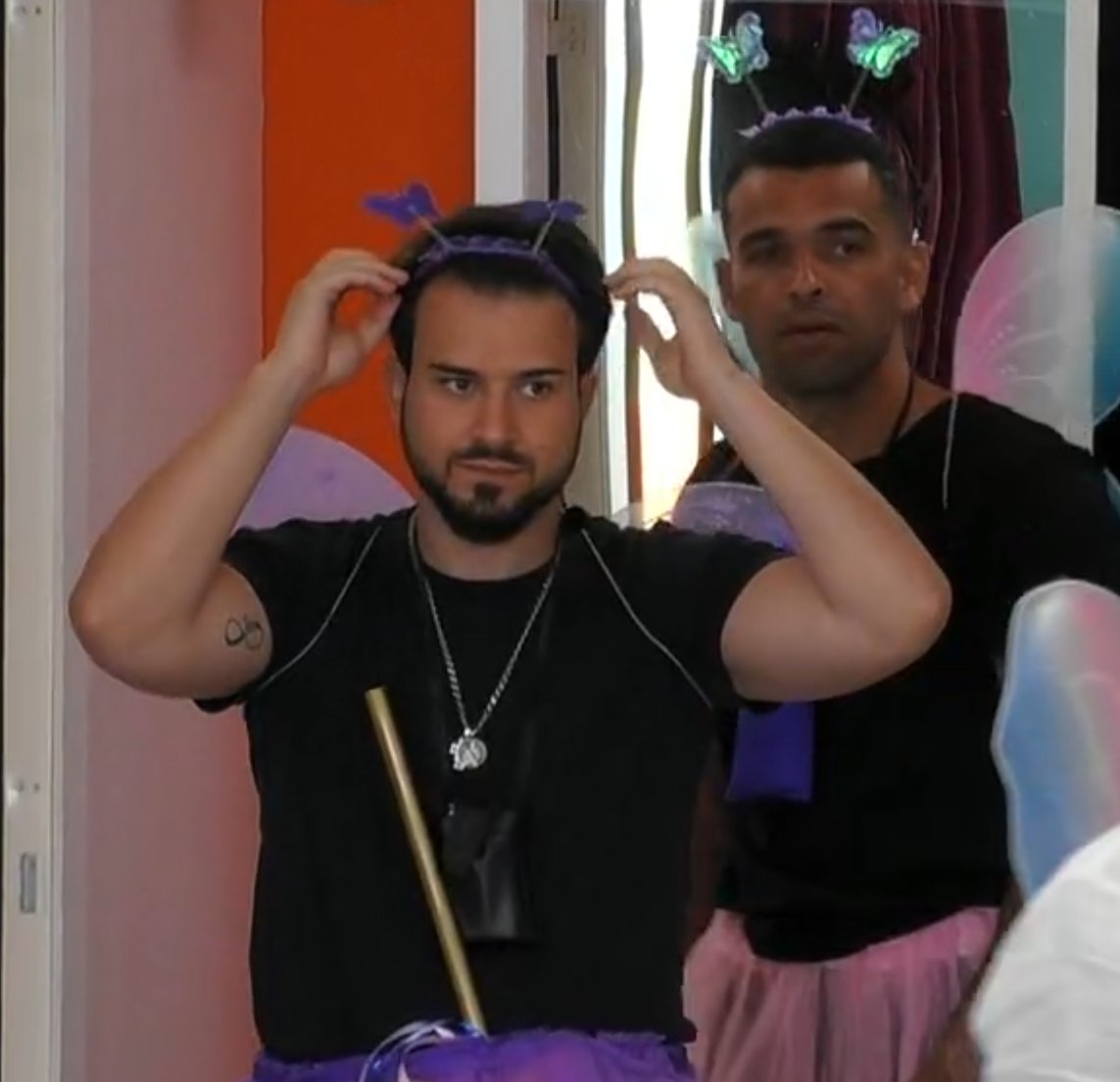 mediarealiy_sho's tweet photo. ah sim tudo o que a casa precisava🧚 #bbtvi https://t.co/ApyA7ZrTNQ