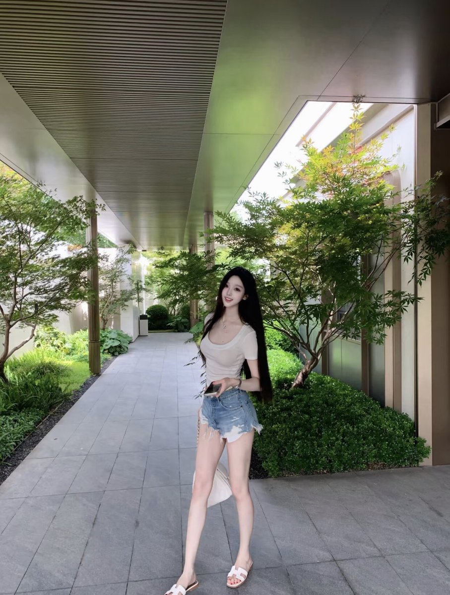 muran1721's tweet photo. 这个酒店环境真的不错😎😎 https://t.co/msVEIQua3u