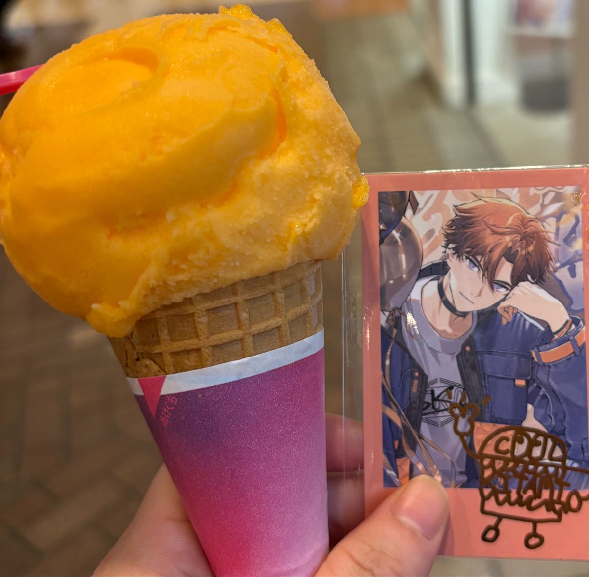 Cq6Hac5's tweet photo. 仕事帰りに
バースデーチケットあったから
きたみんの好きなフレーバー https://t.co/NZsdWiJ8Hh