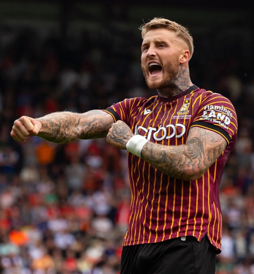Thecityvent's tweet photo. Hope we see this shagger shut a few people up tonight, still well and truly in the Humps fan club and will not be moved. A maverick of a player at this level that makes things happen from nowt. Think he will be in the squad tonight &amp; rightly so. #bcafc https://t.co/wzdpPazLFS