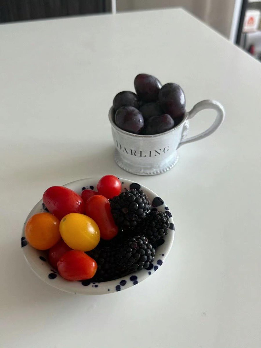 TheressaBeft's tweet photo. バランスを取るのが難しい日がある。ほどほどが一番ね。 https://t.co/7wVxulD4Q0