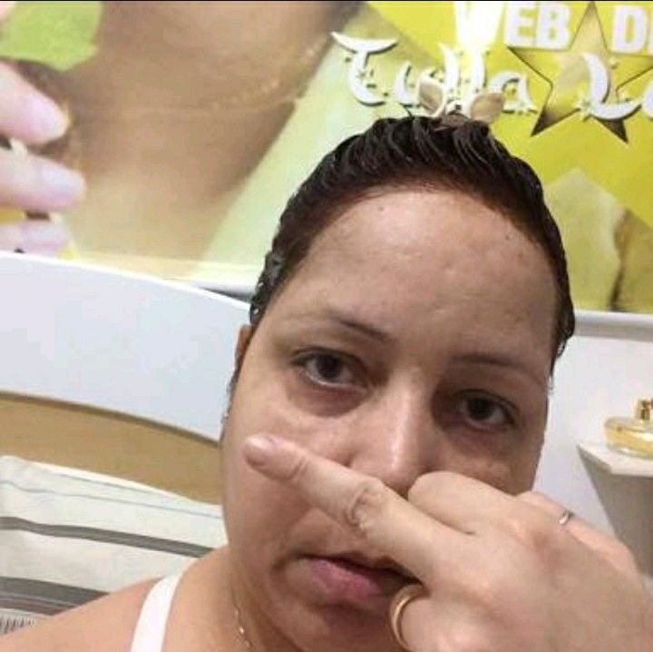 Stawberrywi's tweet photo. Ano passado eu fui II pedida em namoro umas 6 vezes e nenhuma delas eu tive coragem de aceitar https://t.co/D8t5BuWVTJ