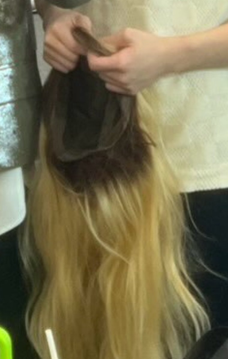 nongsiii's tweet photo. ohhh fotfot5555 were you planning to wear the wig at first? 😝 https://t.co/I3bWdNk9Zm
