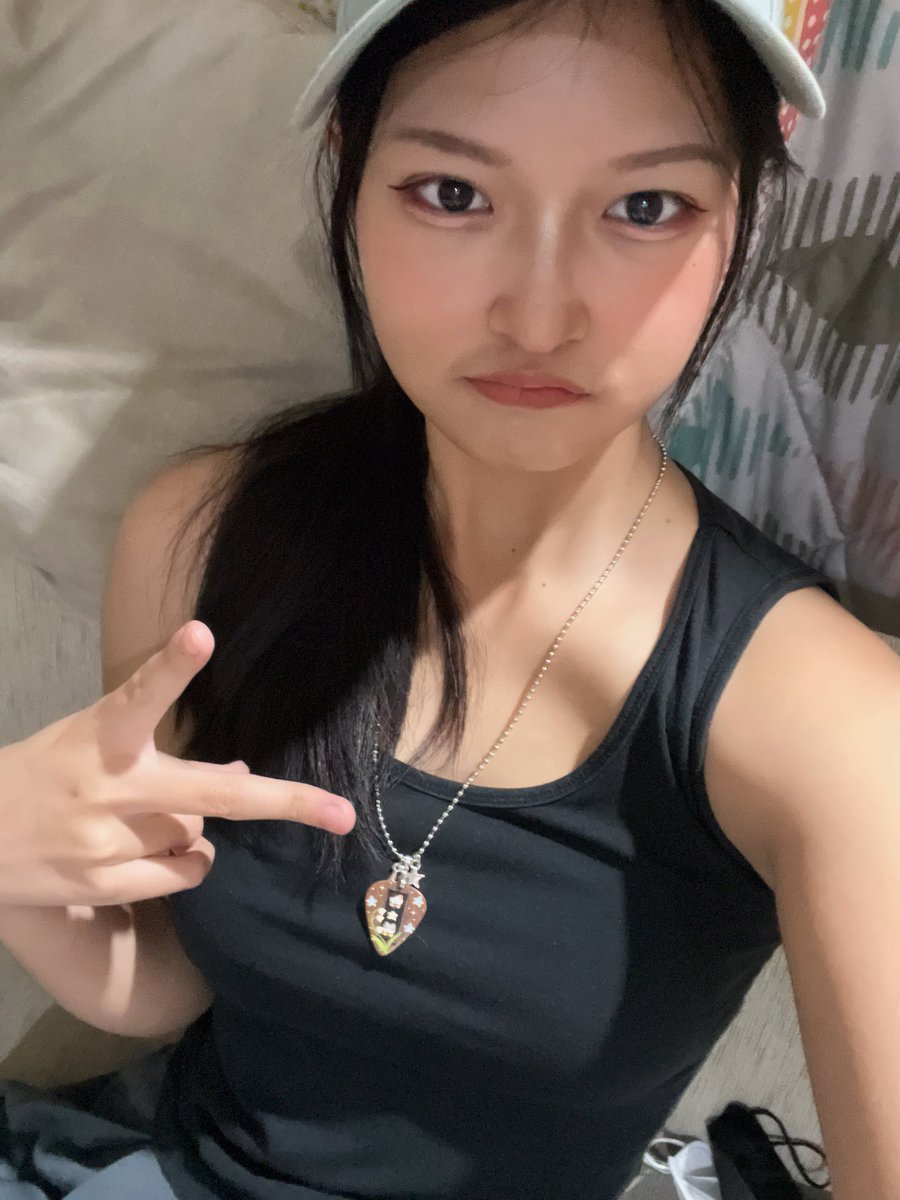 Elin_JKT48's tweet photo. Sorey. https://t.co/sbHoxH3R1d