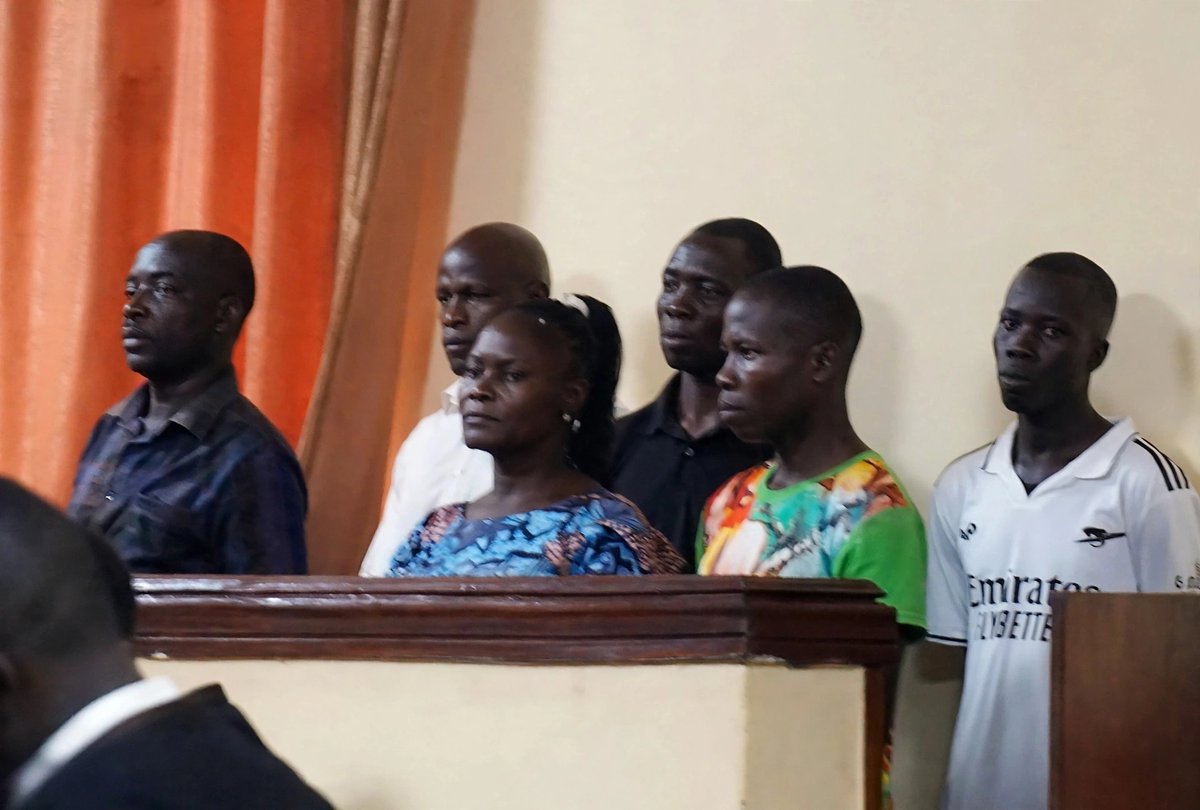 etop_radio's tweet photo. ⚖️ SOROTI | SIMON EDOU MURDER TRIAL
Prosecution witnesses have continued to pin six people accused of murdering and carrying out human sacrifice in the killing of Simon Edou, whose headless body was found buried near an anthill in Asuret, Soroti District.
#Court
#HumanSacrifice https://t.co/OQeXS7rlxs