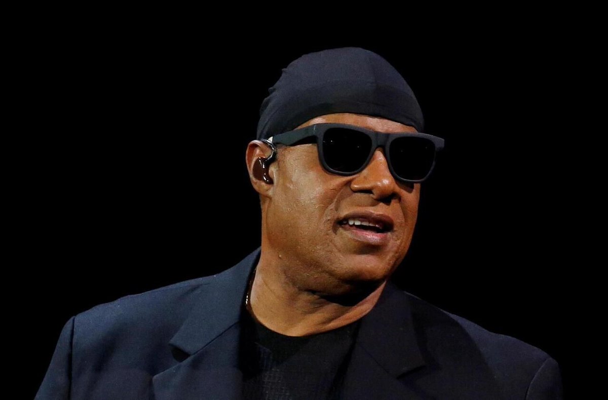 le_Parisien's tweet photo. Stevie Wonder annoncé sur la scène de l’Accor Arena à Paris le 15 octobre
➡️ https://t.co/6LJKTv2dOj https://t.co/A8gyZFOPlj