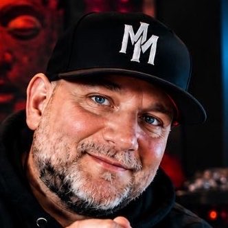 RealMrMig's tweet photo. #NewProfilePic https://t.co/WckKVJjqPm