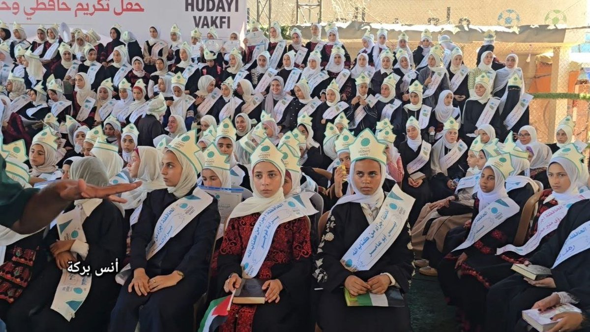 islamasalya88's tweet photo. Filistin'in mübarek toprakları 300 hafız daha verdi... Elhamdülillah
📍📷 Gazze https://t.co/xiWh84cigm