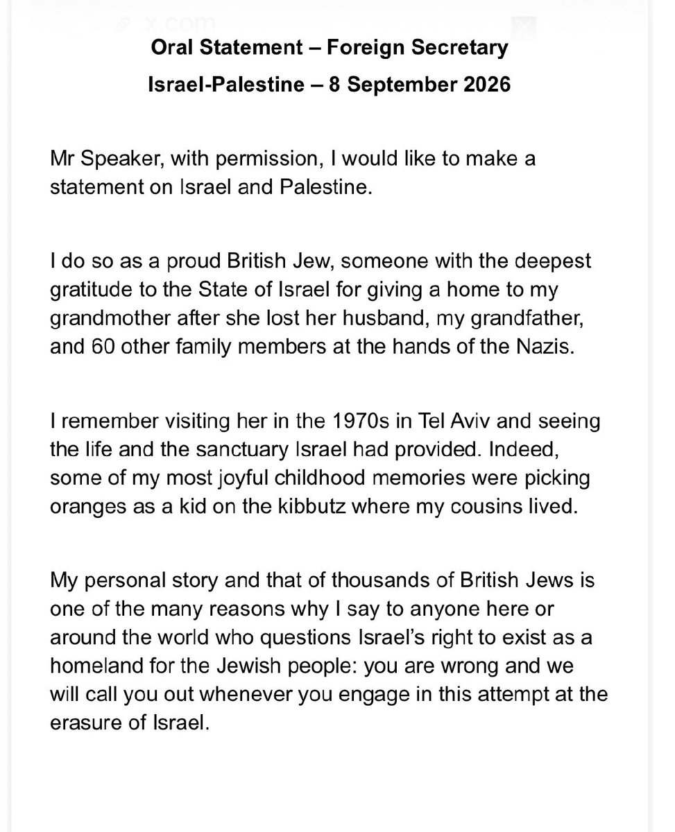 nicolelampert's tweet photo. This is the ultimate kosherising of Jew hate. 
Here we have someone who claims to be ‘a proud Jew’ but one who never stood against antisemitism in his own party.
We see him parrot Hamas lines to the glee of Jew haters. 
Making it seem like Israel’s war with Hamas was a one-sided affair. 
No actually proud Jew would do what you have done @Ed_Miliband