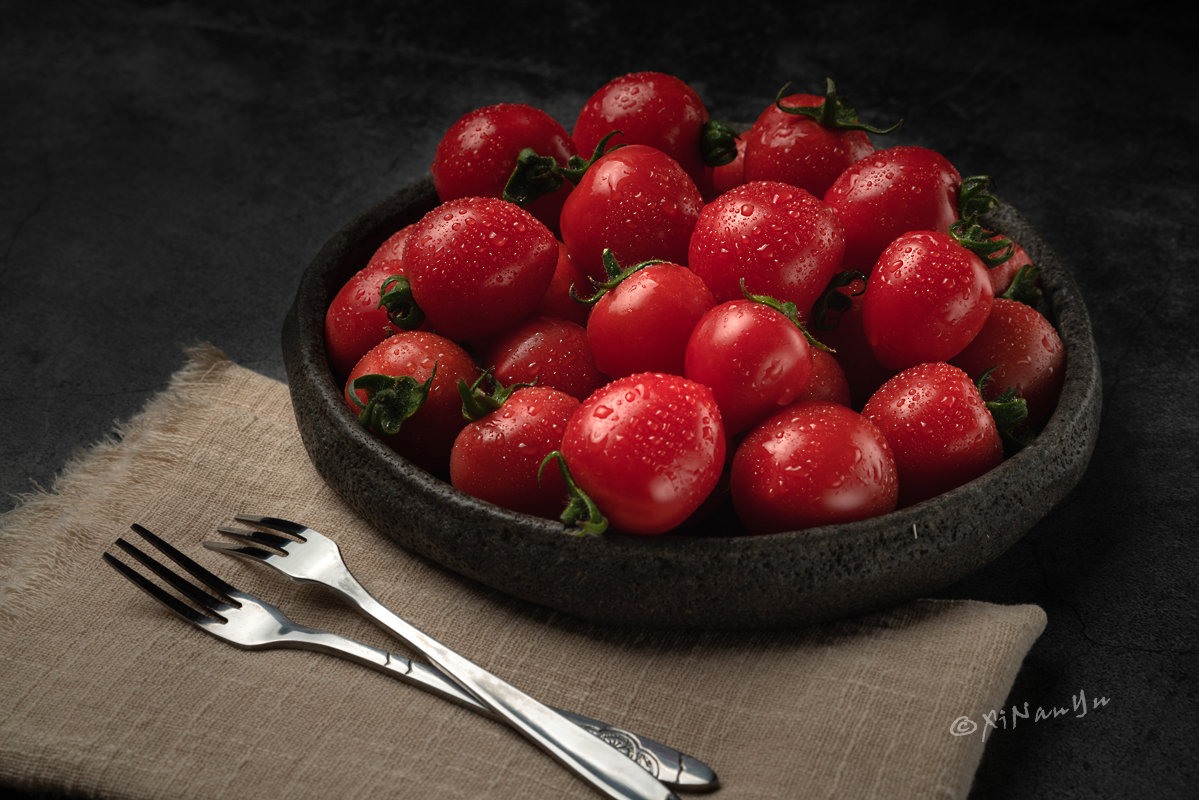 recvideo21's tweet photo. Just tried the locally grown cherry tomatoes —bursting with sweet, tangy juice, zero bland aftertaste! Perfect for salads or snacking straight. A must-buy this season. https://t.co/wdDHUsXmm9