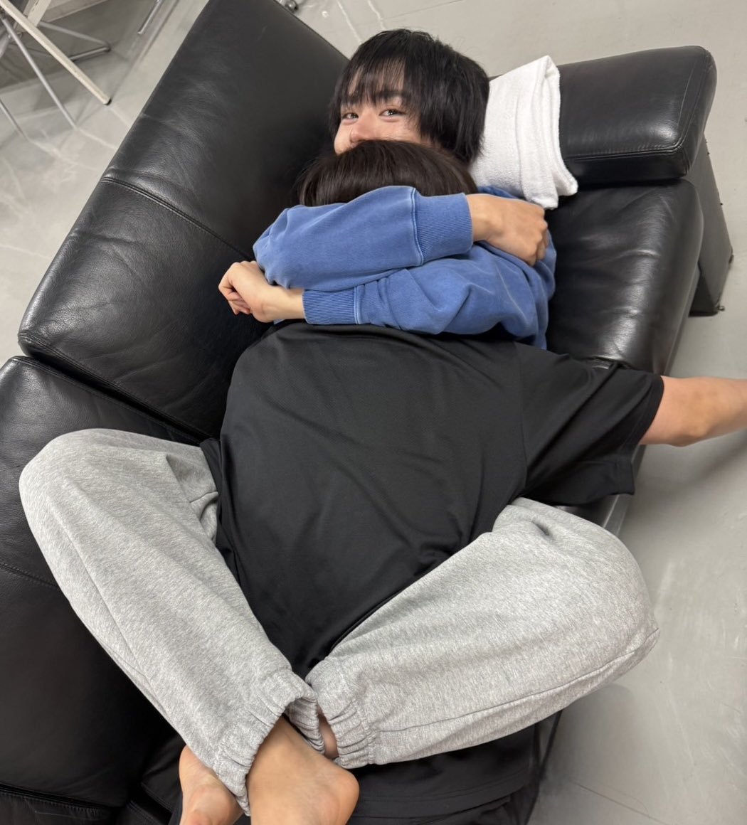 ppouniping's tweet photo. 카즈류쩨가 너무 좋다.... https://t.co/h01BcGRMiR