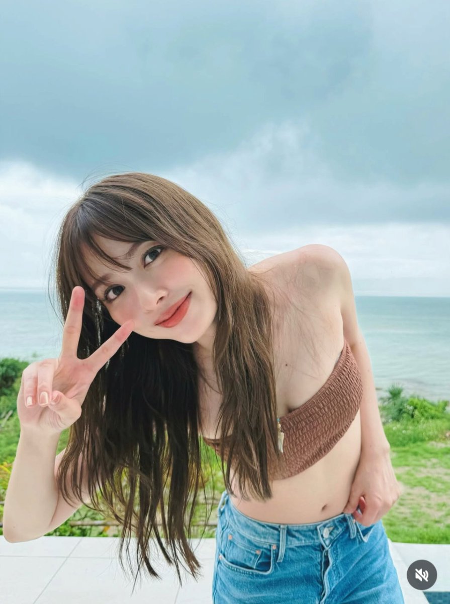 arashisakura's tweet photo. 内田理央ちゃん34歳ってマジか！！　
可愛すぎやろ🥰 https://t.co/6C8Ty0J7kq