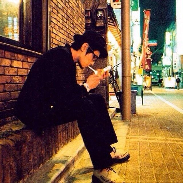 what_was_wound's tweet photo. he's wong kar waiing https://t.co/Z73wNa1xf4