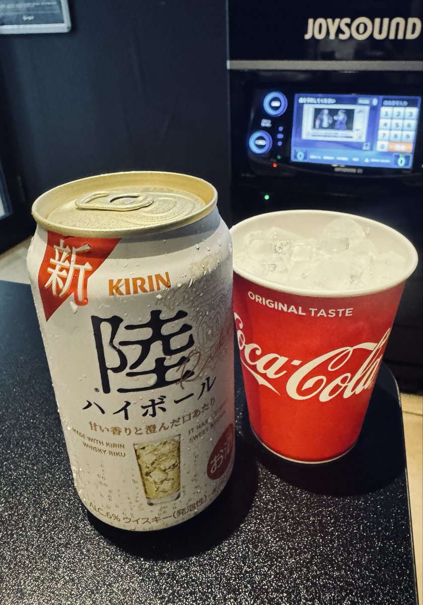 Carlman28's tweet photo. 久しぶりのJOYSOUND https://t.co/8k50HxwL2i