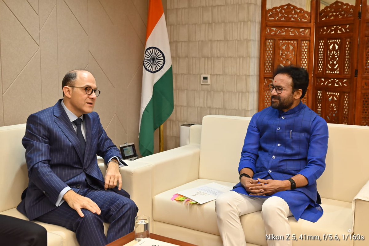 kishanreddybjp's tweet photo. 🇦🇷🤝🇮🇳
Had a productive meeting with H.E. Mariano Agustin Caucino, Ambassador of Argentina to India, to discuss strengthening India–Argentina cooperation in the critical minerals sector.

We are laying the foundation for a strong, long-term partnership between India and Argentina in critical minerals, with a shared commitment to building resilient supply chains and advancing sustainable development.

@CaucinoMariano @ArgentinaEnInd @MinesMinIndia