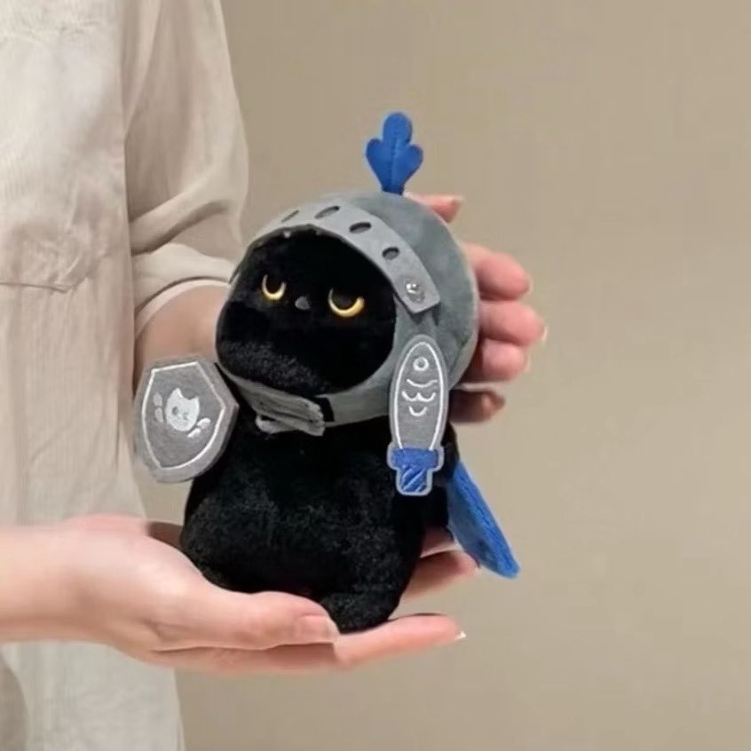 purplejurnal's tweet photo. nemu keychain super gemes banget siapa coba yang gak suka sama si bulu hitam satu iniiiiii https://t.co/r1N8FexFIV