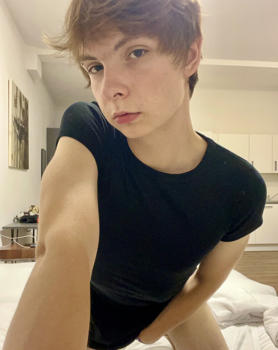 florian_find's tweet photo. rate mein pimmelchen 👀🏳️🌈 #gaytwitter #deutscheboys #gaysperm #gay #berlingay #cuteboy #softboy https://t.co/jKBsjwo6DI