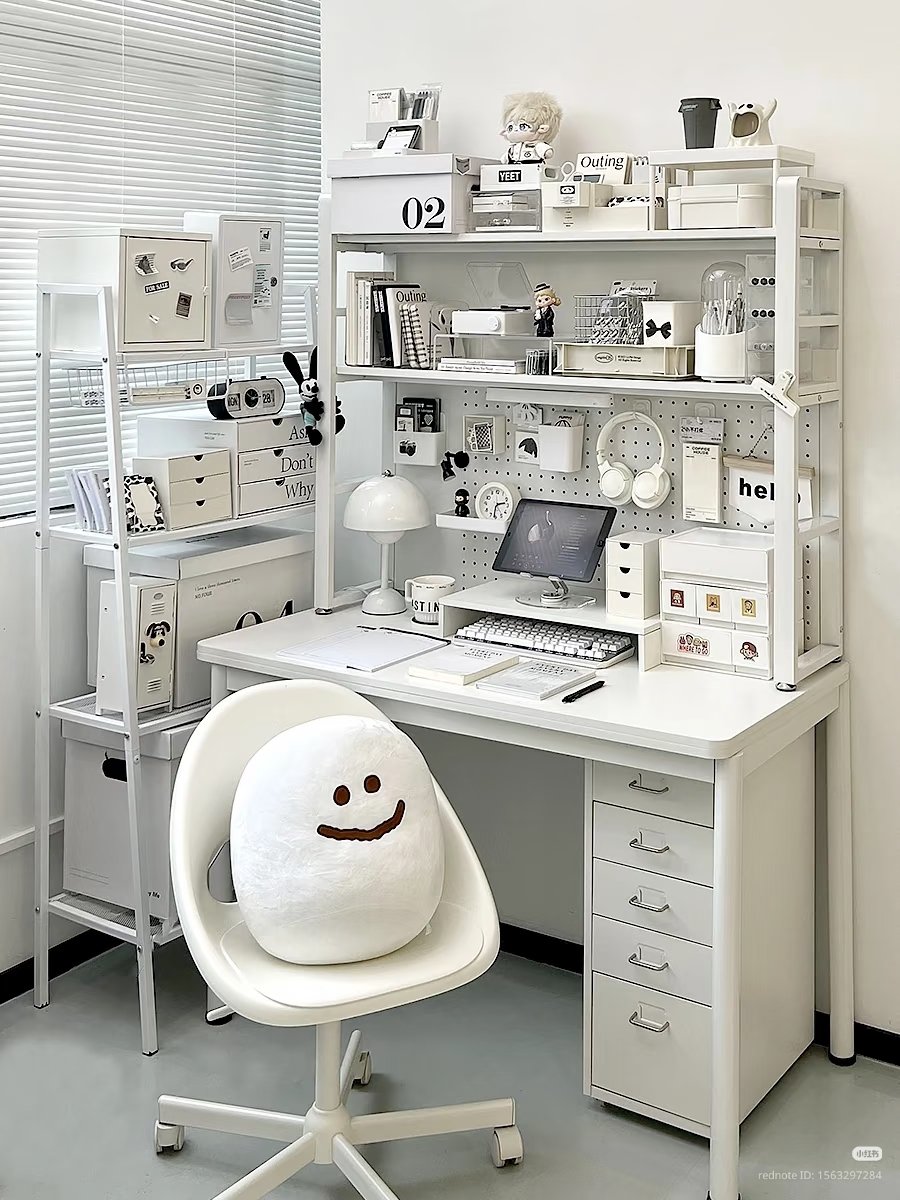 bluenoirain's tweet photo. things to buy for your desk setup

a thread https://t.co/4Gc4Tp6PY6