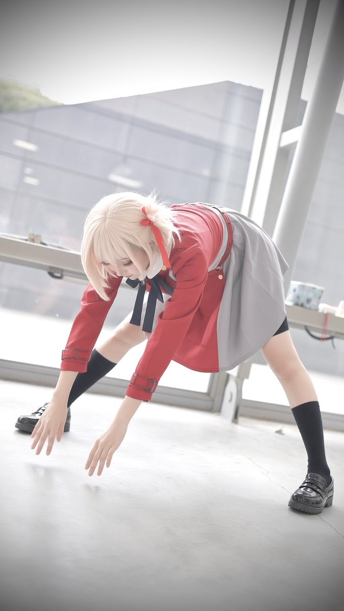 water19xjp's tweet photo. 🫧 Lycoris Recoil cos
◤￣￣￣￣￣￣￣￣￣￣￣￣
　　𓅓 × 𓂻    開脚前屈
＿＿＿＿＿＿＿＿＿＿＿＿◢ https://t.co/e1F0WJCuPf