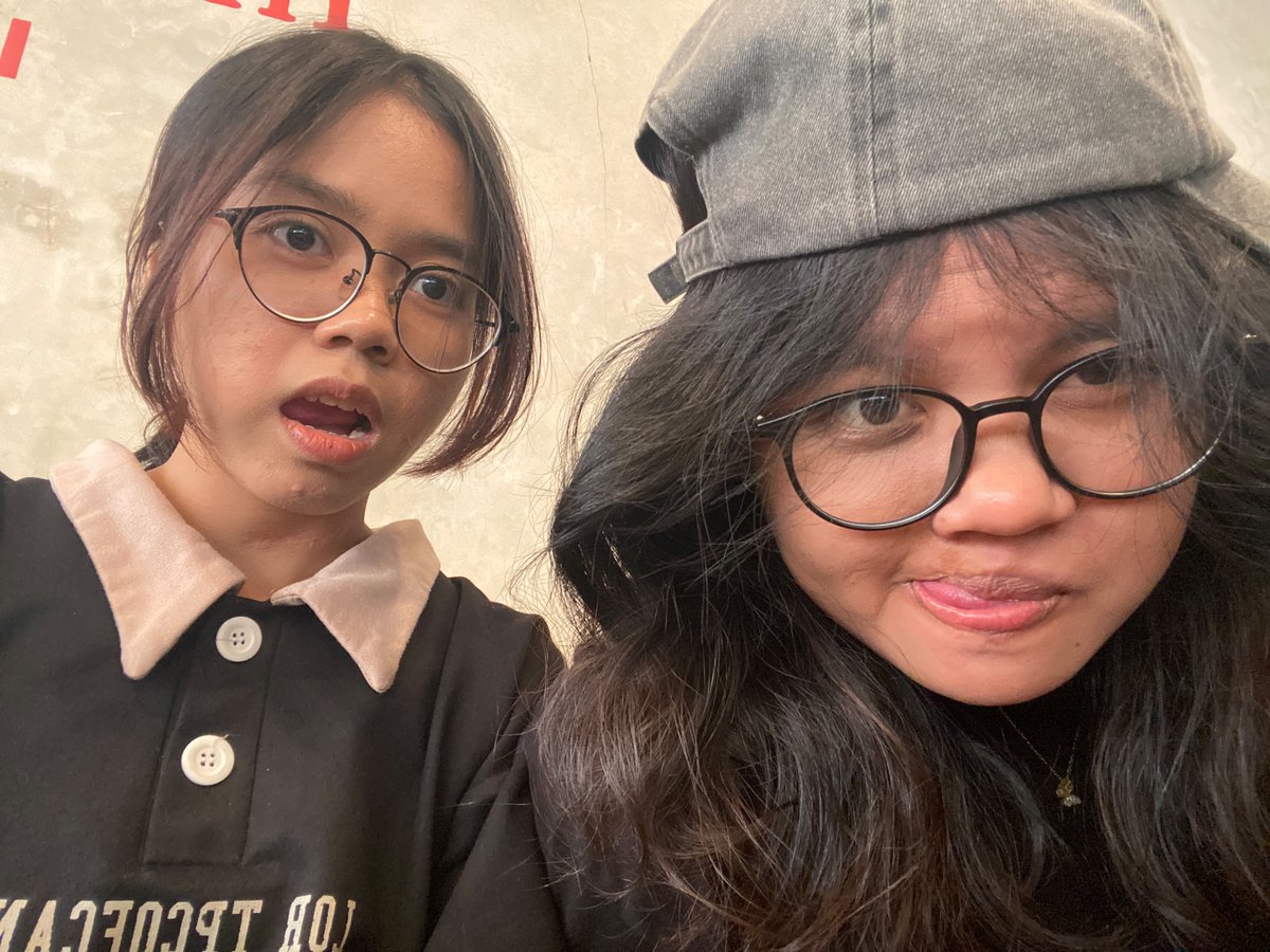 deankanaya's tweet photo. kangen my pacar:( https://t.co/sH1wZVwCnv