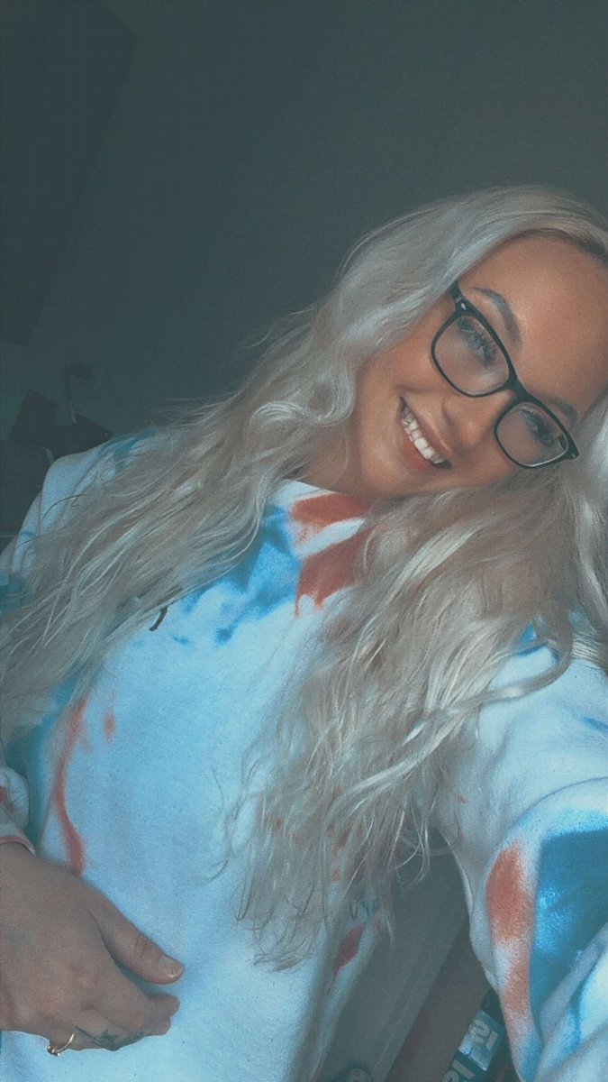 only_kayxo's tweet photo. ♥️💙 https://t.co/tOU66LsE2R