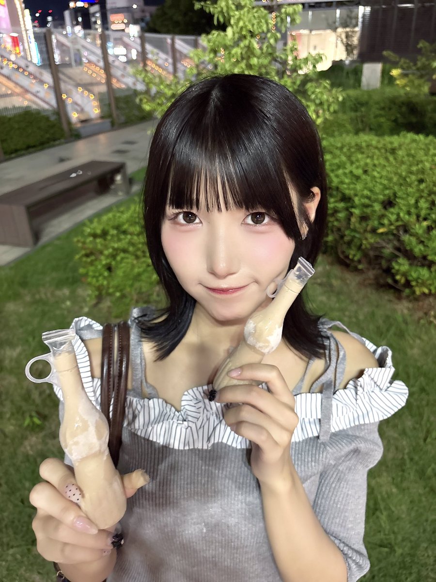hiyori_chaider's tweet photo. はんぶんこ https://t.co/T2f9f8DXSm
