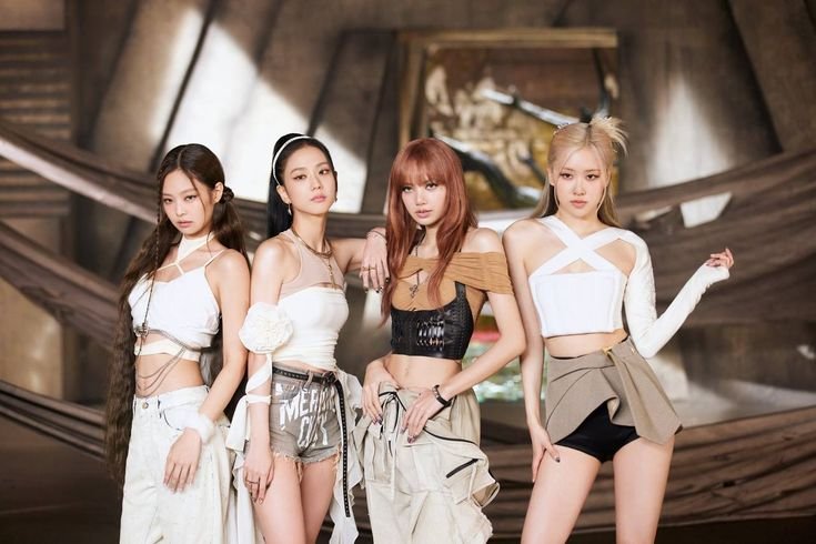 kpoppredictins's tweet photo. Two Blackpink members have filed a disbandment petition with YG Entertainment. These members are likely Rosé and Jennie. A farewell mini-album or single is expected by the end of this year, followed by news of the group disbandment. These are also rumors that Jisoo suggested a mini-tour before the group disbandment. Lisa is relaxed about the group and is open to any offer that won't harm her solo career.