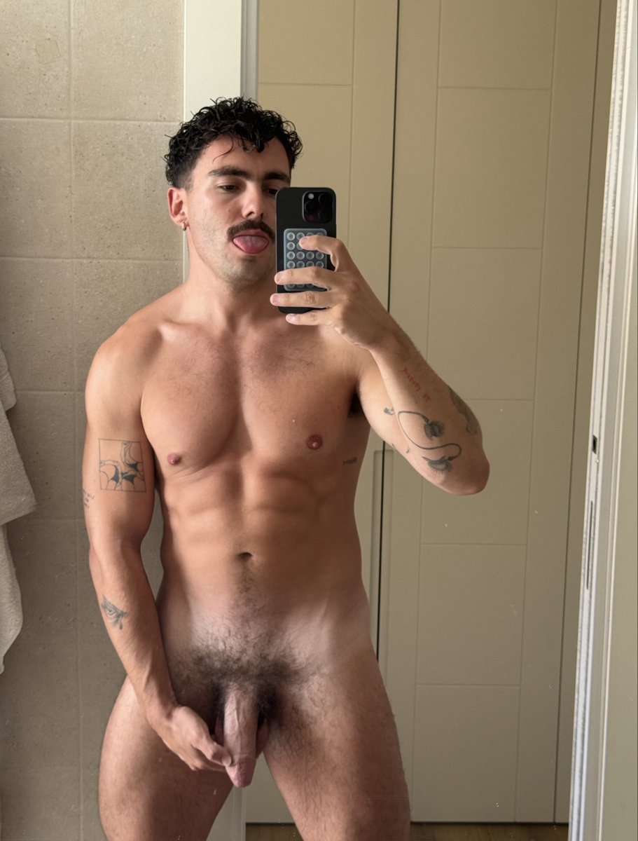 adrianmontoro_'s tweet photo. Want some dick? 😈
https://t.co/0FSP95dYhA https://t.co/SHpUoJBg4r